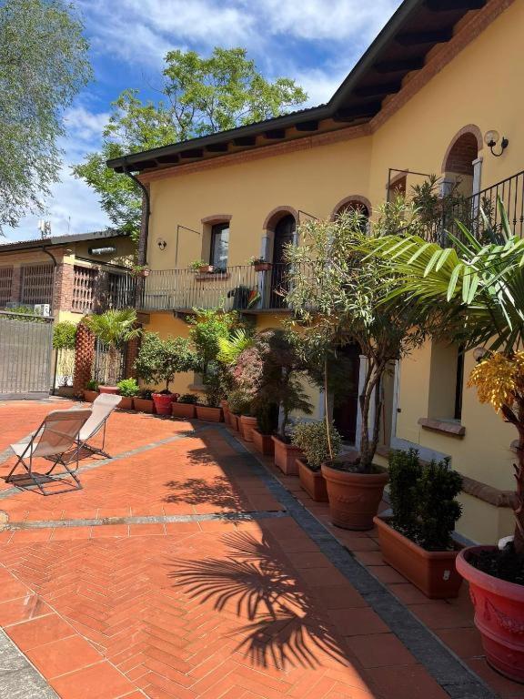 Monolocale Dalia Abbadesse Guest House Milano Eksteriør bilde